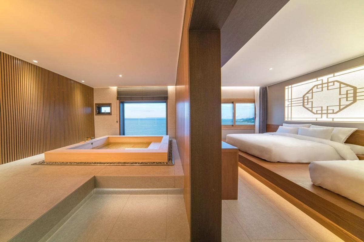 Yeonhwamun Hotel Yeongdeok Экстерьер фото